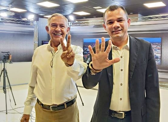 Primeiro dia de entrevistas teve como convidados os candidatos Léo da Unibel e Doinha