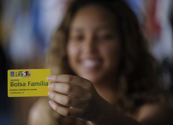Bahia perdeu quase 60 mil benefícios do Bolsa Família em um ano, diz Secretaria de Justiça