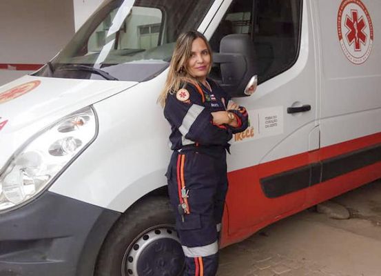 Irecê: Marta Leandes, primeira mulher motorista de uma unidade do SAMU 