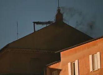 Conclave segue sem decisão após primeiro dia de votação