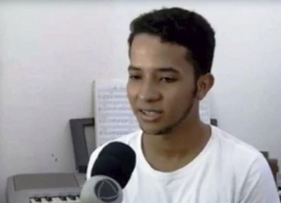 Aos 17 anos, estudante de Xique-Xique passa em 3 universidades federais para medicina