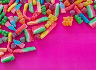 Empresa oferece R$ 400 mil por ano para ‘testador’ de doces