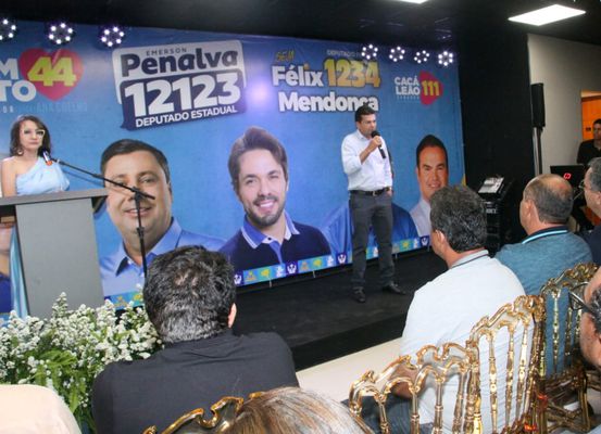 Evento em Irecê marca lançamento das candidaturas de Emerson Penalva e Félix Mendonça