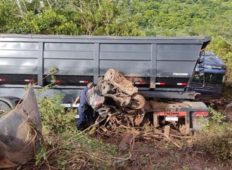 Jacobina: Acidente Grave na Serra do Tombador; carreta esmaga um carro