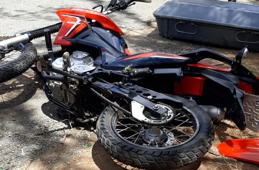 Motociclista morre após perder controle e cair próximo às márgens da rodovia, em Central