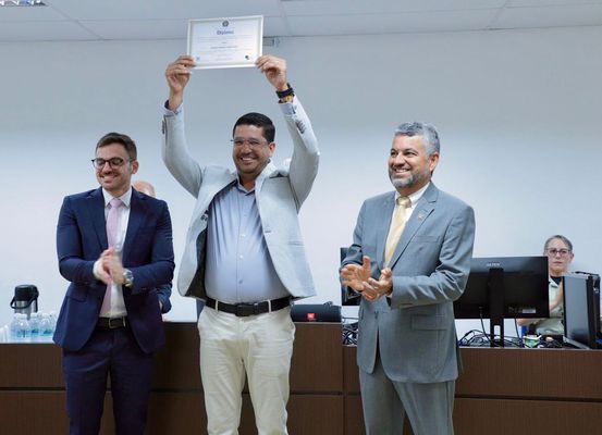 Murilo é diplomado e fala sobre desafio de superar “melhor gestão da história de Irecê”