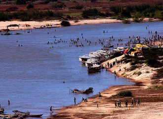 Nível do Rio São Francisco diminuiu mais de seis metros em algumas localidades