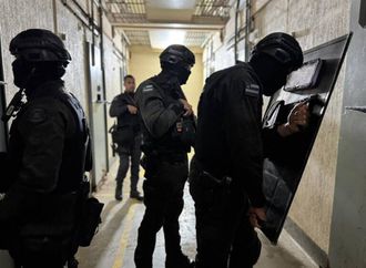Operação Reincidência combate criminosos que comandam facções de dentro de presídios na Bahia