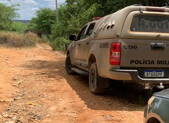Perna humana é encontrada em estrada próxima ao cemitério de Irecê; polícia investiga