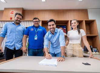 Prefeito Junior Marabá assina contrato para construção de 200 unidades do Programa Minha Casa Minha Vida