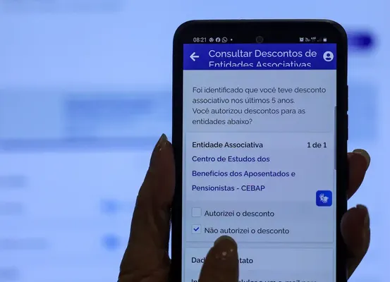 Segurados do INSS podem pedir devolução de descontos ilegais